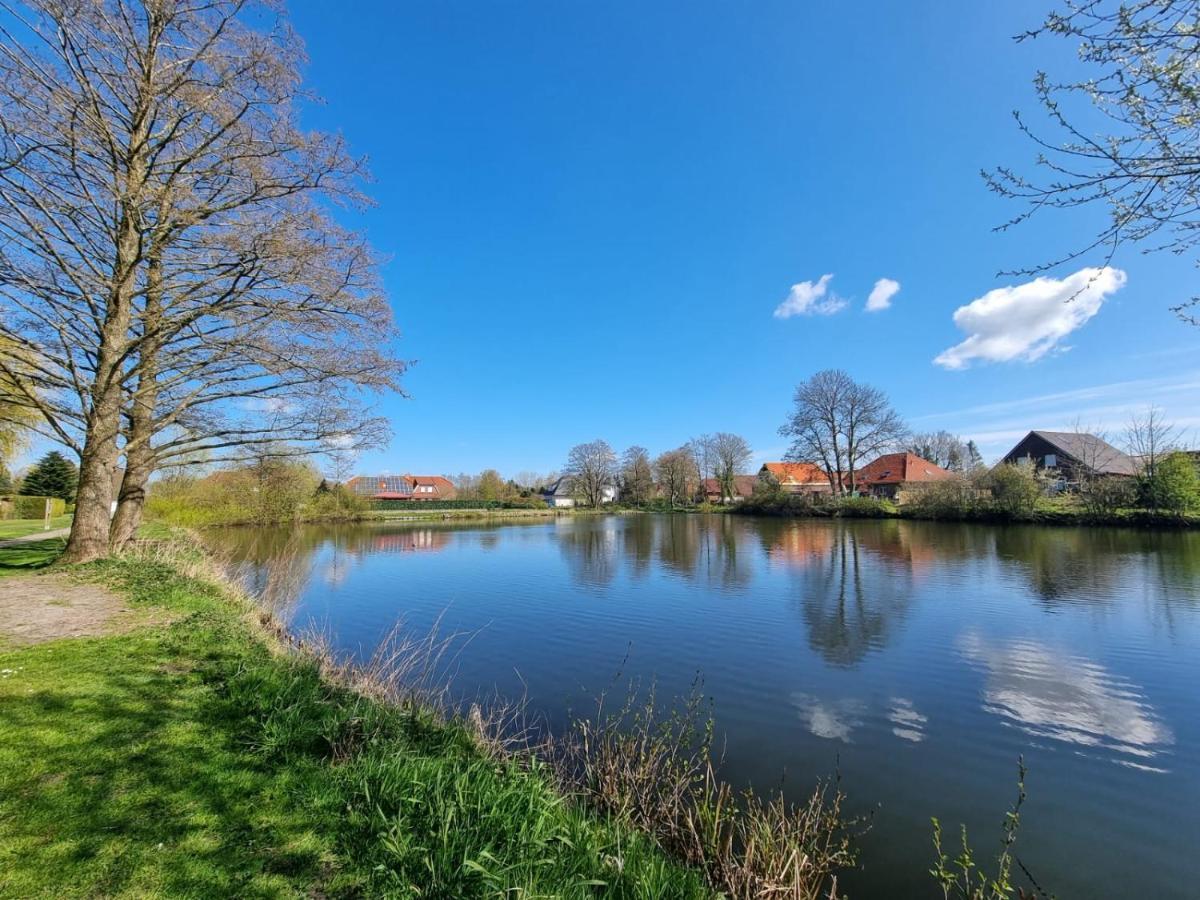 Ferienhaus Steuerbord Im Bootshaus เนสเมอร์ซิเอล ภายนอก รูปภาพ